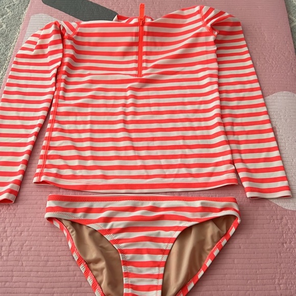 Crewcuts Two pieces - Picture 2 of 6